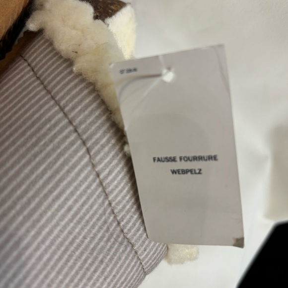 LAND’S END Sz 7B Slippers Clogs Faux Shearling Embroidered Flower and Bees NEW - Picture 9 of 14